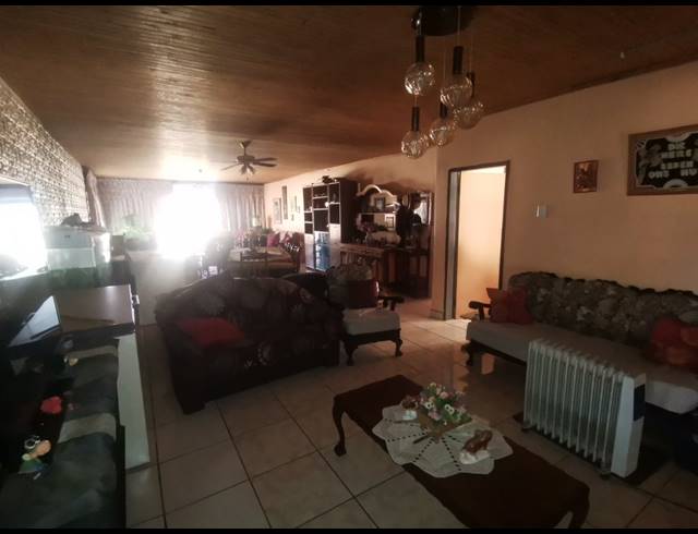2HA FARM FOR SALE IN MULLERSTUINE